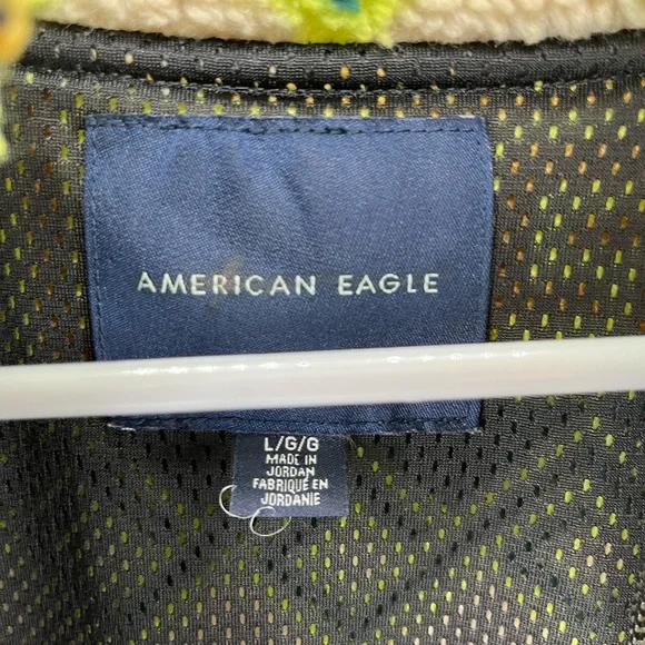 Colorful Geometric Pattern Jacket - Picture 4 of 8